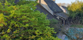 Hotels in Malay-Le-Grand